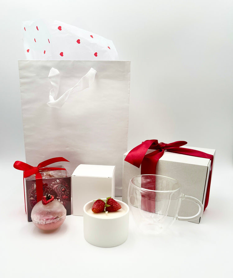Gift Tea Set for Her "Strawberry Spell" - Sip&