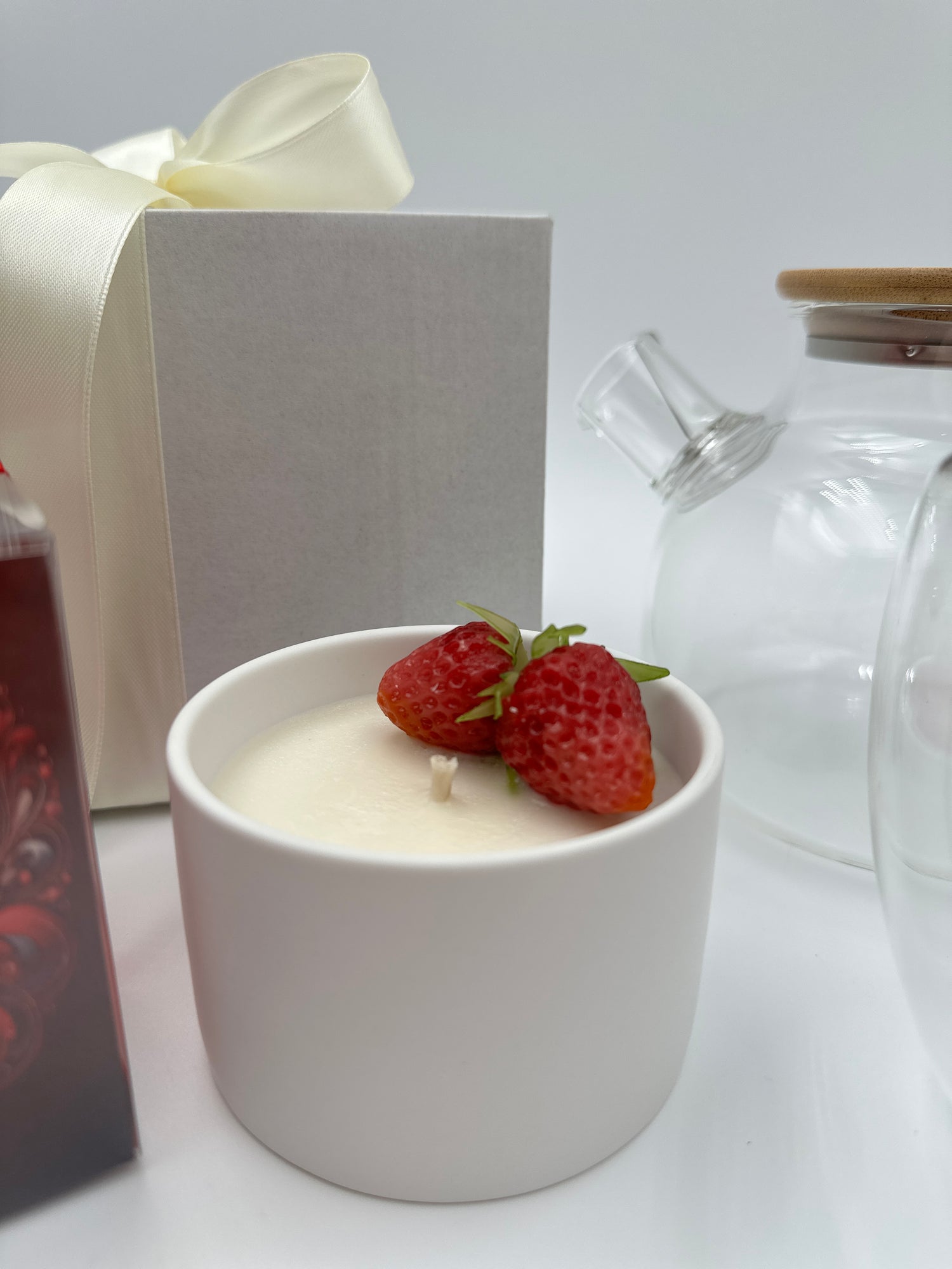 Gift Tea Set for Her "Strawberry Spell" - Sip&