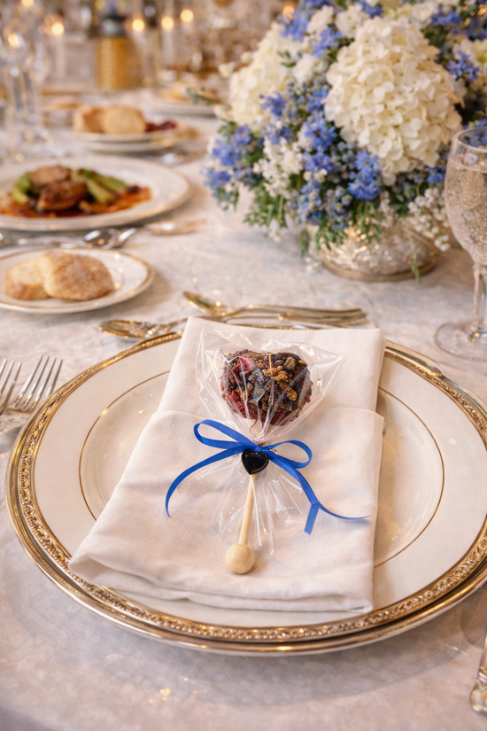 Brew Pops with Heart Charms (blue, red or white) 🔴Minimum order: 25 Brew pops. 5% Off for 100+ Pops (applied automatically at checkout) - Sip&