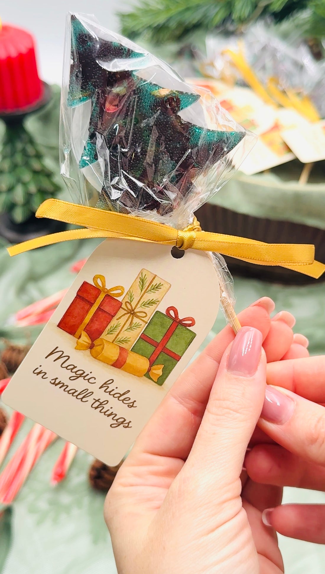 Cherry Tree Brew Pop with a Holiday Tag — Minimum Order 10 pcs. 5% Off for 100+ Pops (applied automatically at checkout) - Sip&