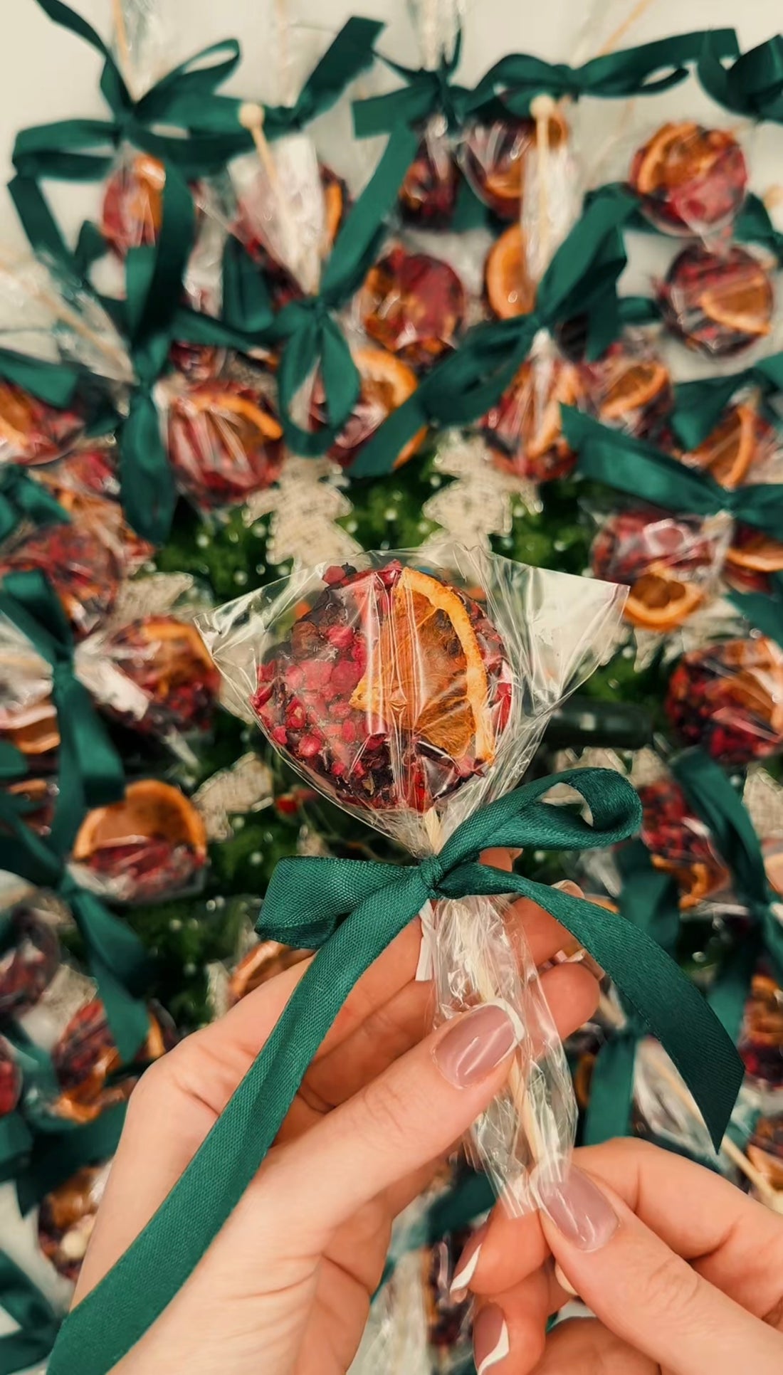 Christmas Mix - 3 Brew Pops with a Card - Snowflake, Christmas Tree &amp; Round Shape (🔴Minimum order: 5 gifts) - Sip&