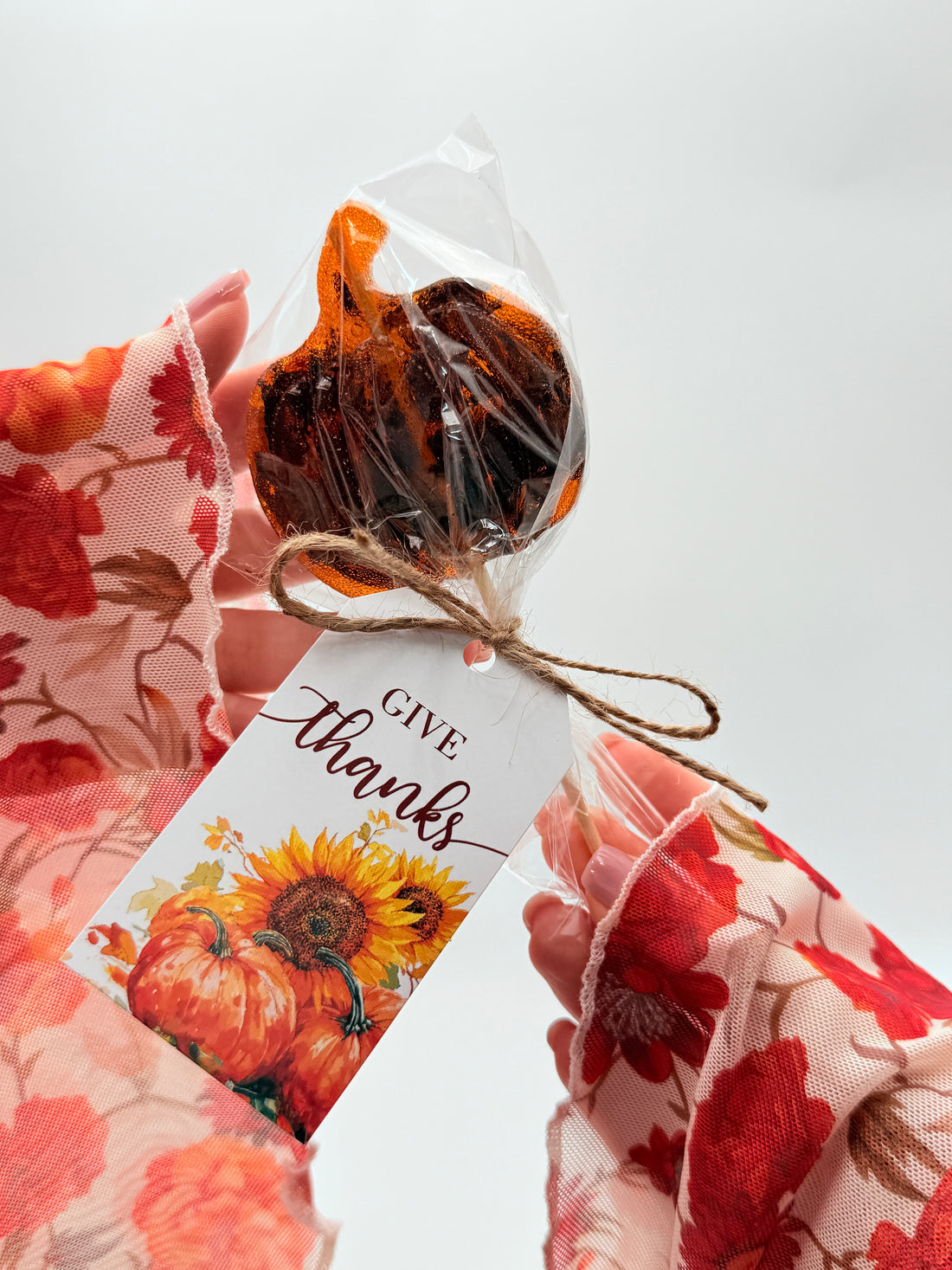 Pumpkin-Shaped Brew Pop with “Thank You” Tag - BestSeller 🔴Minimum order: 10 Brew pops. 5% Off for 100+ Pops (applied automatically at checkout) - Sip&