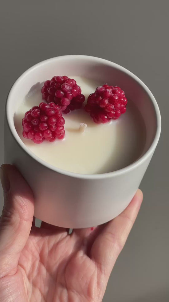 Organic Candle “Raspberry Charm “